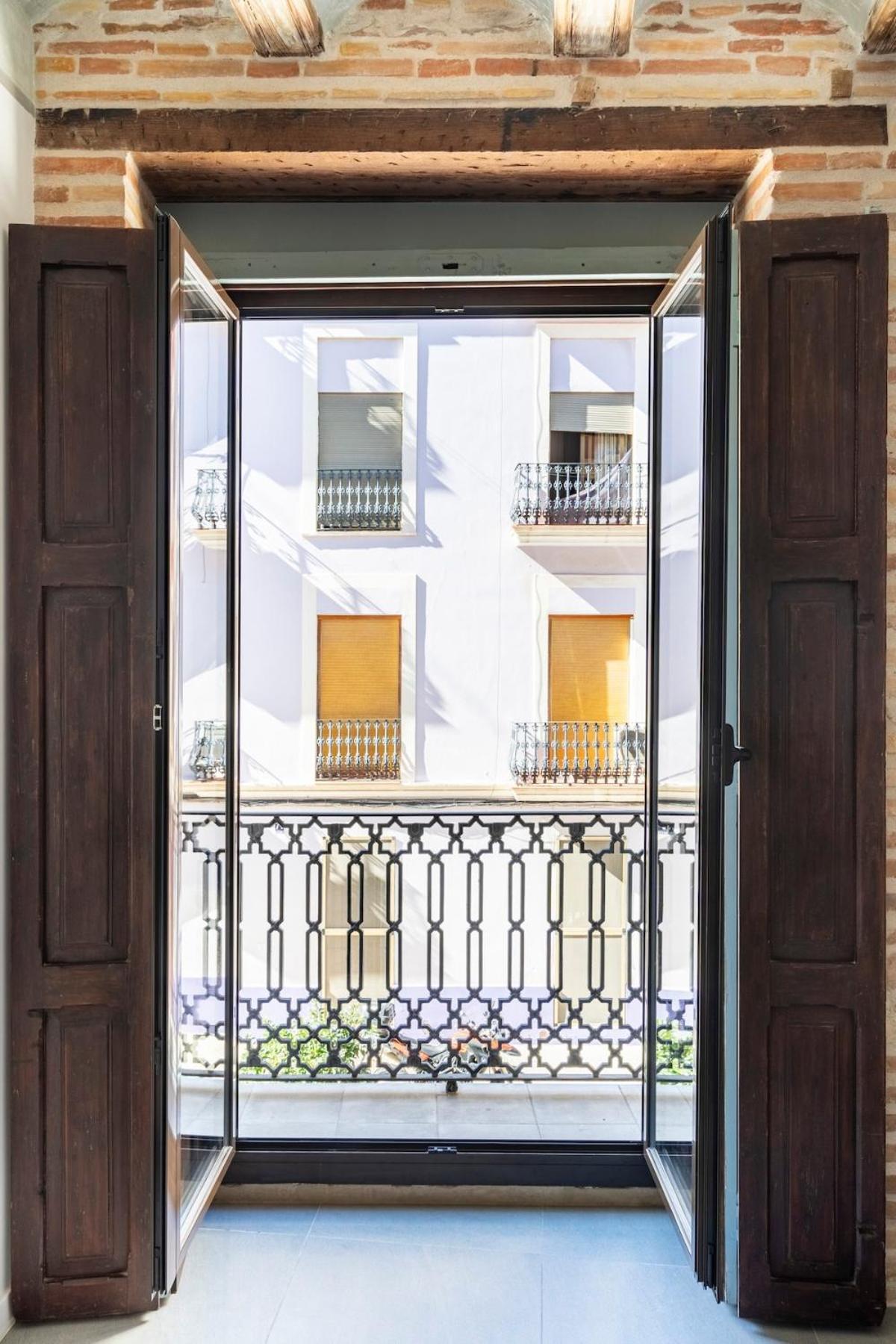Centrica Y Encantadora Vivienda. Valencia Exterior photo